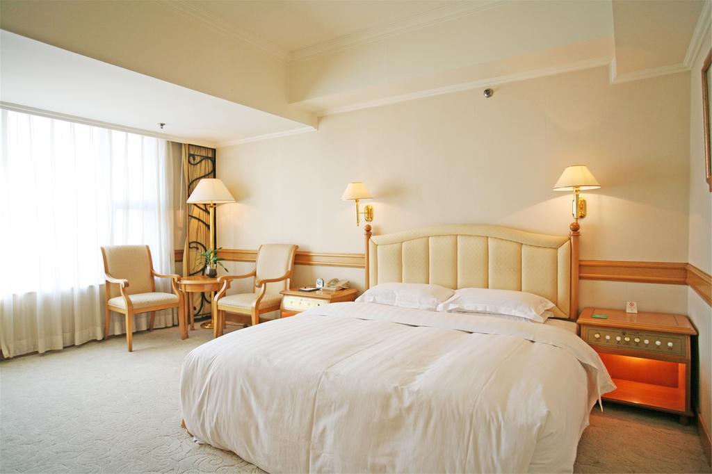 Guangzhou Hotel Beijing Room photo